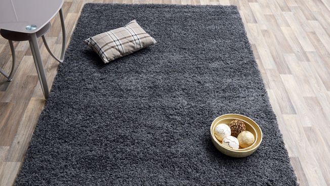 rug on hard laminate flooring